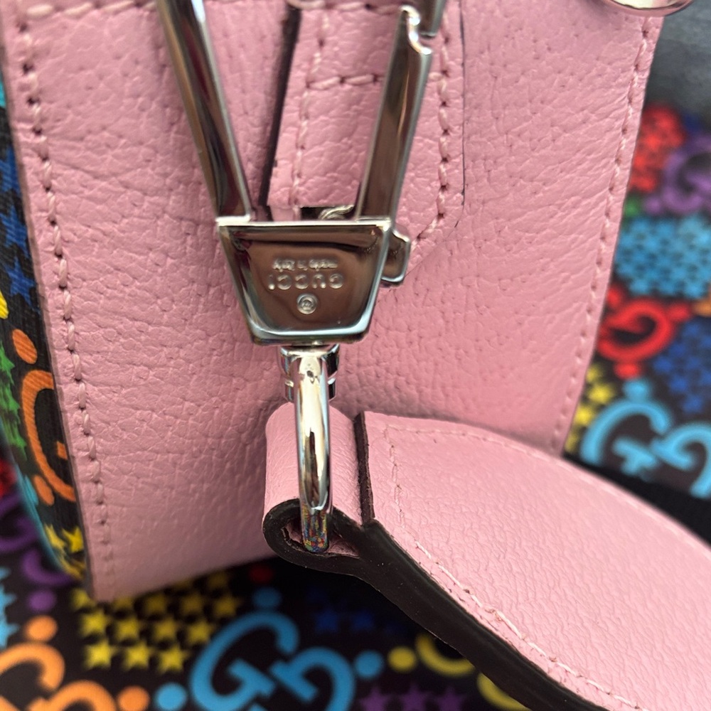 Gucci GG Psychedelic Patterned small Camera Bag p… - image 4